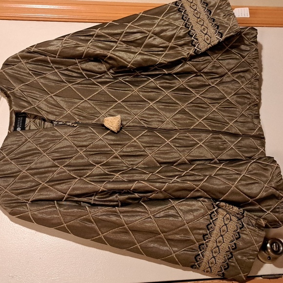 Ladies Jacket - Picture 10 of 16